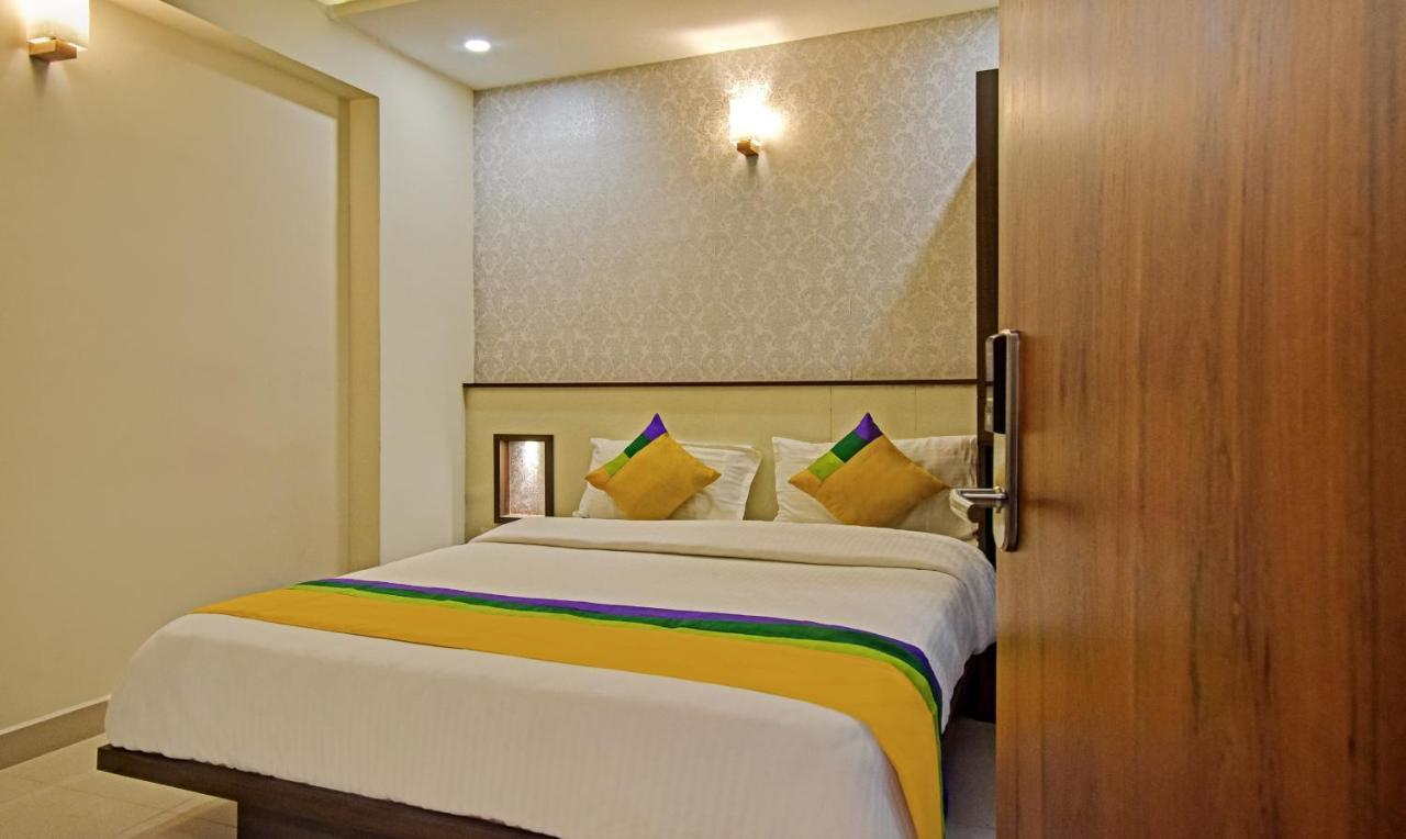 Itsy Hotels Deluxe Inn Chennai Exterior foto