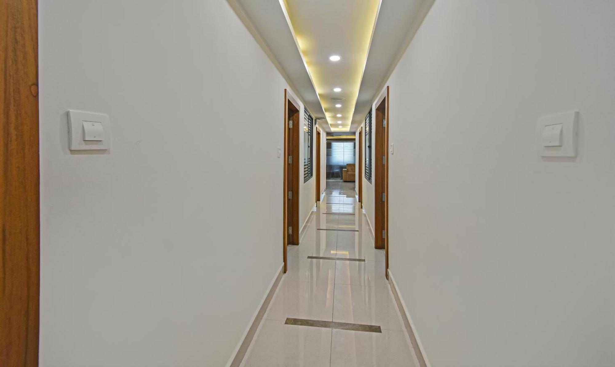 Itsy Hotels Deluxe Inn Chennai Exterior foto