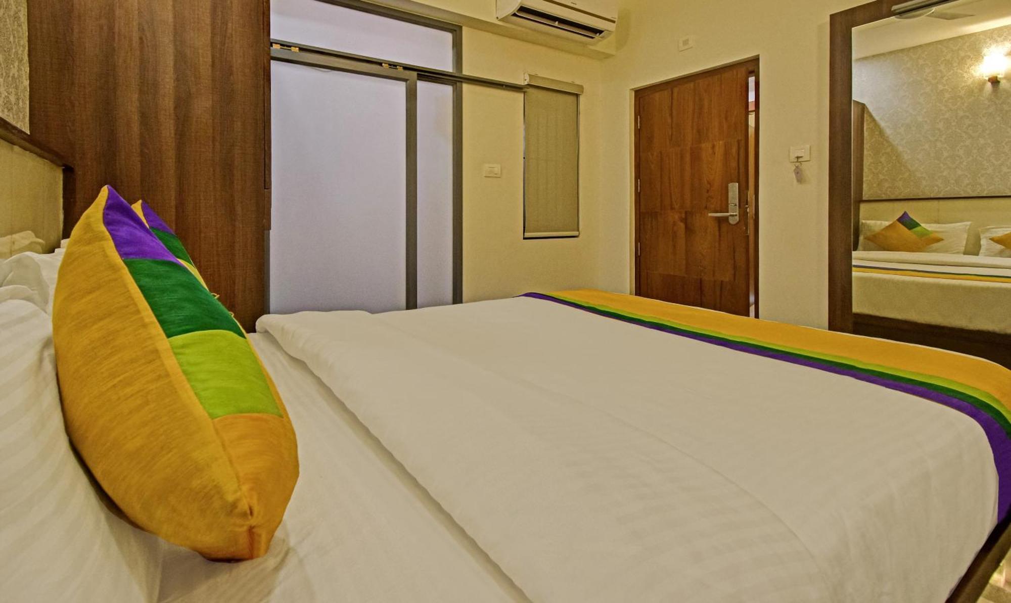 Itsy Hotels Deluxe Inn Chennai Exterior foto